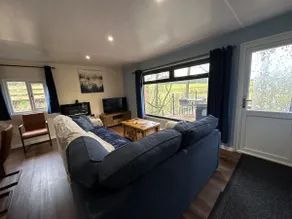 Yorkshire Dales Lodge by the Beck - Image 3