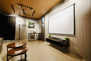 The Crib (HD Projector ) - Image 5