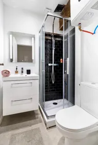 • Le Blush • City center • Air conditioning & Wi-Fi - Image 4