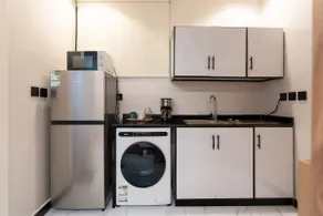 Luxurious studio near Kingdom Tower - Image 4