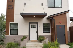 Luxury Home in Heart of Vancouver / Quiet & Cozy - Image 2