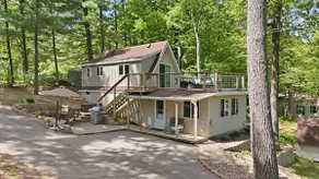 *Newly remodeled* family cabin w/ stunning view! - Image 2