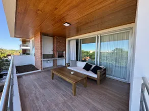 Exquisite 2-bedroom apartment in Posadas - Image 5