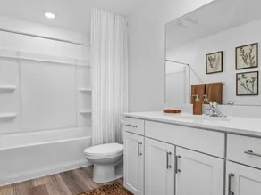 Quiet Valley Townhome Escape - Image 3