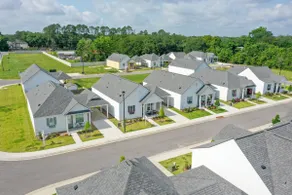 3br/2ba: Gated Community - Image 4