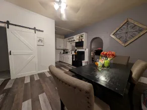 Theater-Inspired Spacious Retreat@ Sweetwater - Image 3
