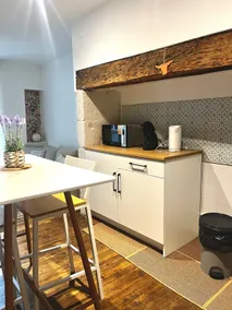 A cozy haven with private terrace - Image 3