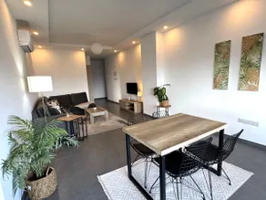 Main road to Girne. Large apartment with views - Image 3