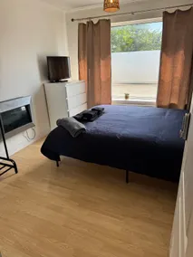 3 bedroom flat, plenty of free parking, WiFi - Image 4