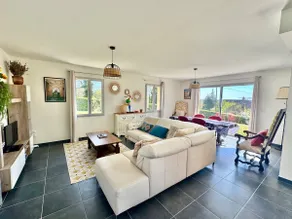 Single-storey house, Air conditioning, 700 m from the center - Image 2