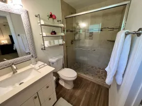 6 rooms, Sleeps 12+, AC, Luxury Home, Very Clean - Image 4