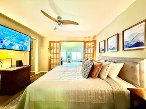Waterfront Boathouse Getaway 5 Min. Cedar Point! - Image 3