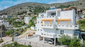 Large double room with sea view - Image 4