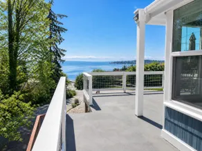 Walk to Beach • Sunset Water Views • King Loft• - Image 2