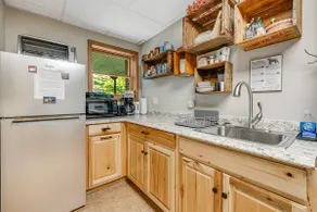 Caney Mountain Hideaway - Image 4