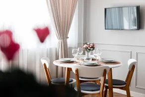 Style and Comfort, TOP Location, Free Parking! - Image 4