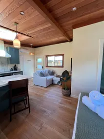 La Maisonette-Arcata-close to town, Hot Tub - Image 5