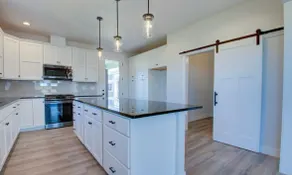 Newly built custom home! - Image 2
