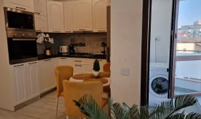 Royal Central Apartment near Palas Mall - Image 2
