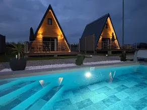 Lady Tiipi Lodge with Nordic Bath and Pool (3) - Image 5