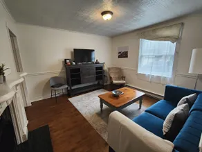 Jellybean Row townhouse downtown - Image 4