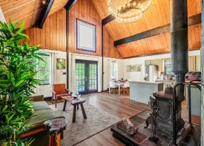 Cliffside Chalet - Image 2