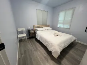 Simple, Central, & Private 2BR in Chula Vista - Image 2