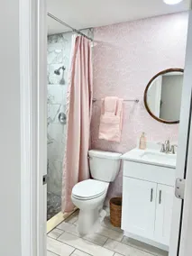 Beach Vibe Home! 3 Rooms, 2 Bathrooms - Image 4