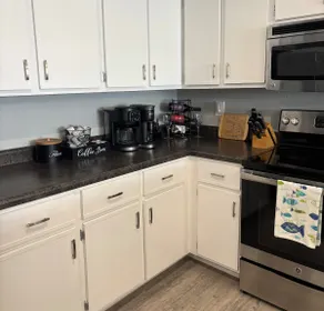Bridgepointe ~ Lakefront Condo - Image 5