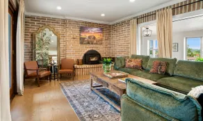 Big Cozy Villa, the Perfect Fall/Winter Getaway! - Image 3