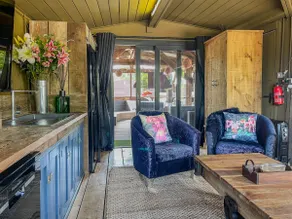 Drumcoltran Cabin by SkyBears Holidays - Puppy Lounge, Arcades, Games room - Image 3