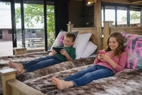 Drumcoltran Cabin by SkyBears Holidays - Puppy Lounge, Arcades, Games room - Image 5