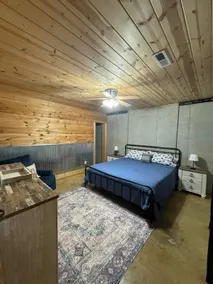 Jazy’s Place on Green River - Image 4