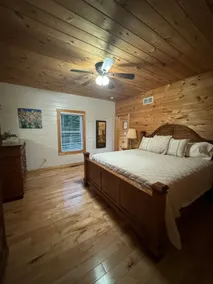 Jazy’s Place on Green River - Image 2