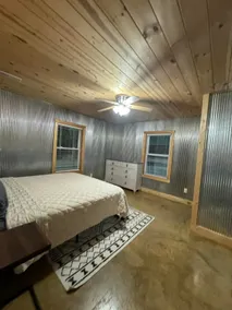 Jazy’s Place on Green River - Image 5