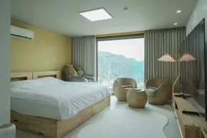 Check-out at 12:00 #Karaoke#Private Pension#Outdoor Barbecue#Large Jacuzzi - Image 3