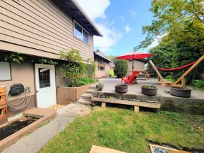 Private Retreat in Gold River - Image 5
