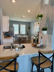 Modern 3BR Home Near Dallas - Image 2