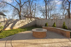 Westwood Luxury Home 4 Kings Fire Pit Gym - Image 5