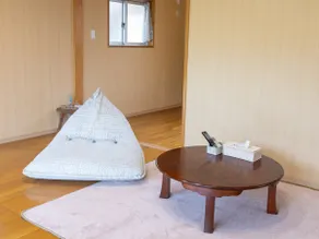 20-minute drive to Churaumi Aquarium/10-minute drive to Jungle Aquarium/Private house/With kitchen/With coin-operated washing machine and dryer - Image 3
