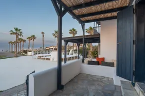DIO 4. DIO Luxury Suites - Image 2