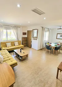 España - PUNTA PRIMA Torrevieja Orihuela Costa - large apartment for 6-people 85m2 and terrace 40m2 central air conditioning Wi-Fi living room kitchen 2 bedrooms 2 bathrooms 3 swimming pools parking security to the sea 200m only 40 min to the airport - Image 2