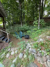 Restful retreat with a treehouse/artist loft - Image 2