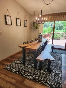 Peaceful Home with Fenced Yard - Country Aire - Image 3