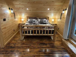 Hillside Cabin On Hinckley Lake, 5 Stars New 2025! - Image 4