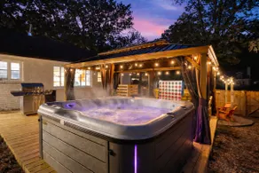 Hot Tub, Games, Firepit | Groovy Getaway - Image 2