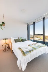 Wellness and Style - 2BR Apartment with Pool, Hot Tub and Gym - Image 4