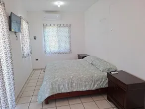 Apartment near the theater - Image 3