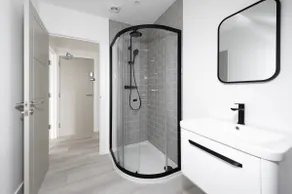 Apartments of Penzance, flat 7 penthouse - Image 3