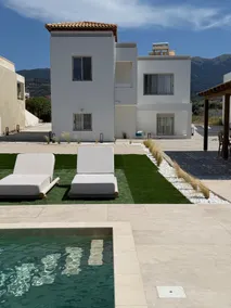 Kosnian Villa with Jeep Renegade SUV hybrid - Image 4